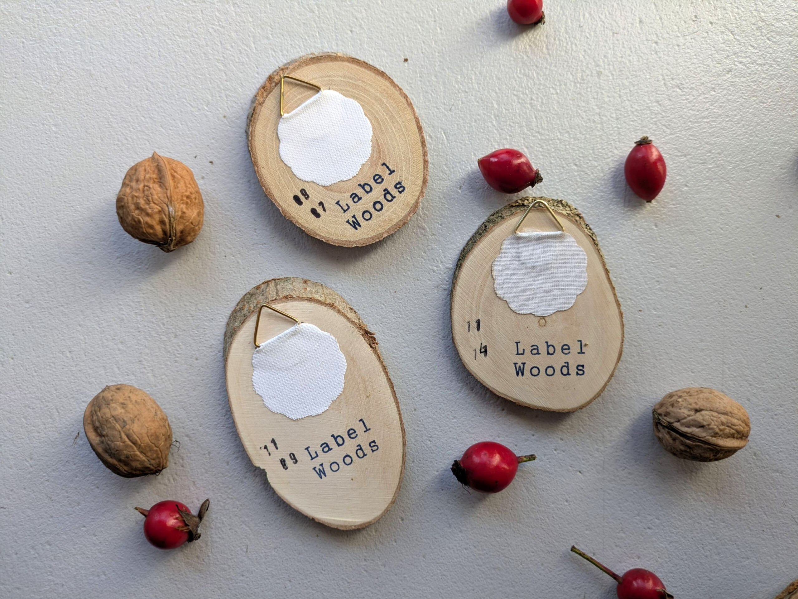 Annet label woods backside