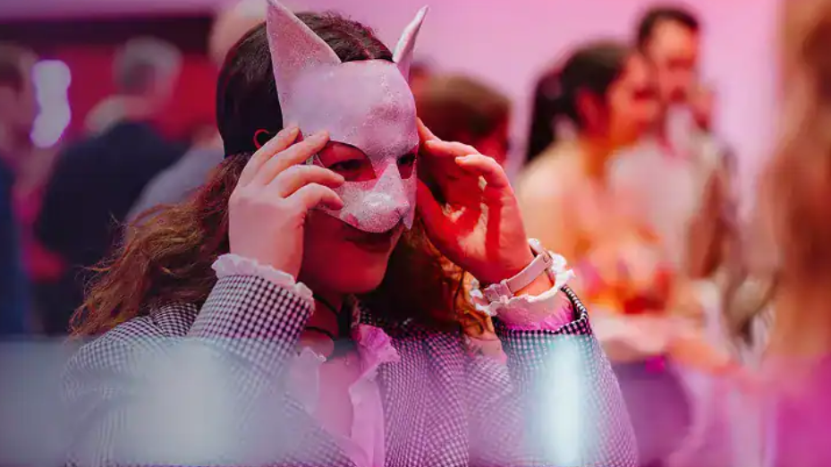 Custom Image Alt Text